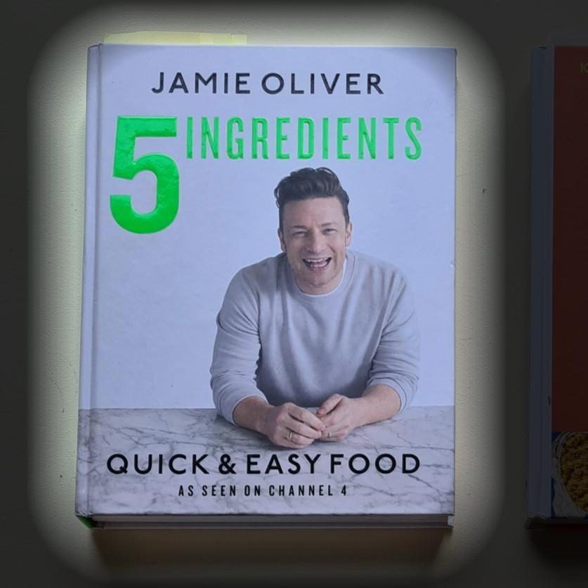 Jamie Oliver: 5 Ingredients - Quick & Easy Food