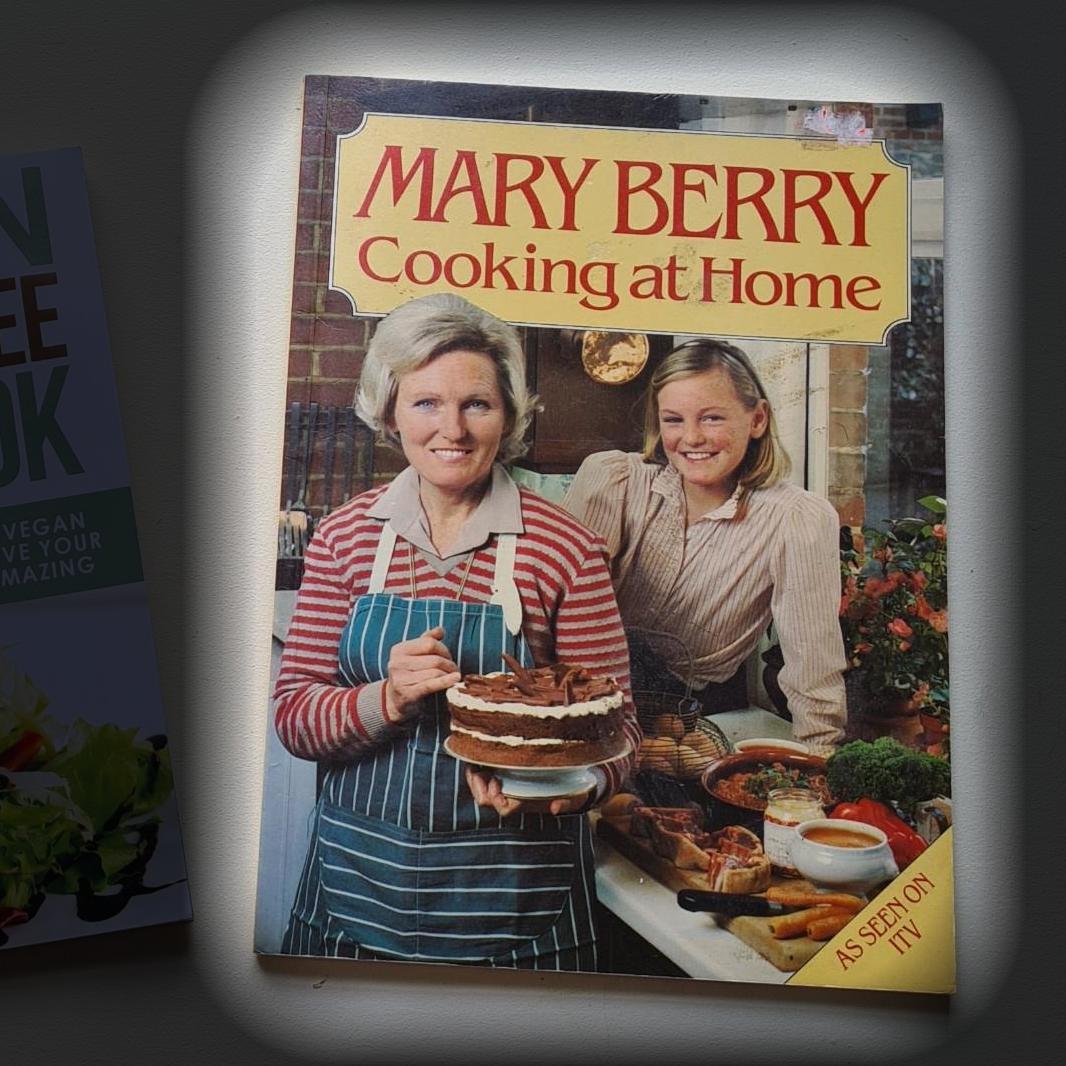 Mary Berry: Cooking at Home