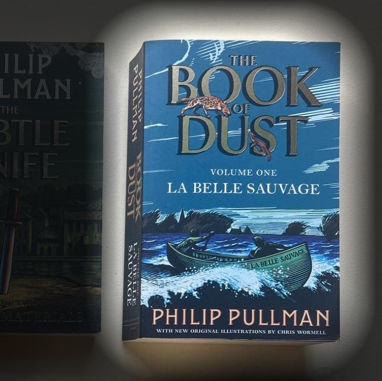 The Book of Dust: Volume One - La Belle Sauvage