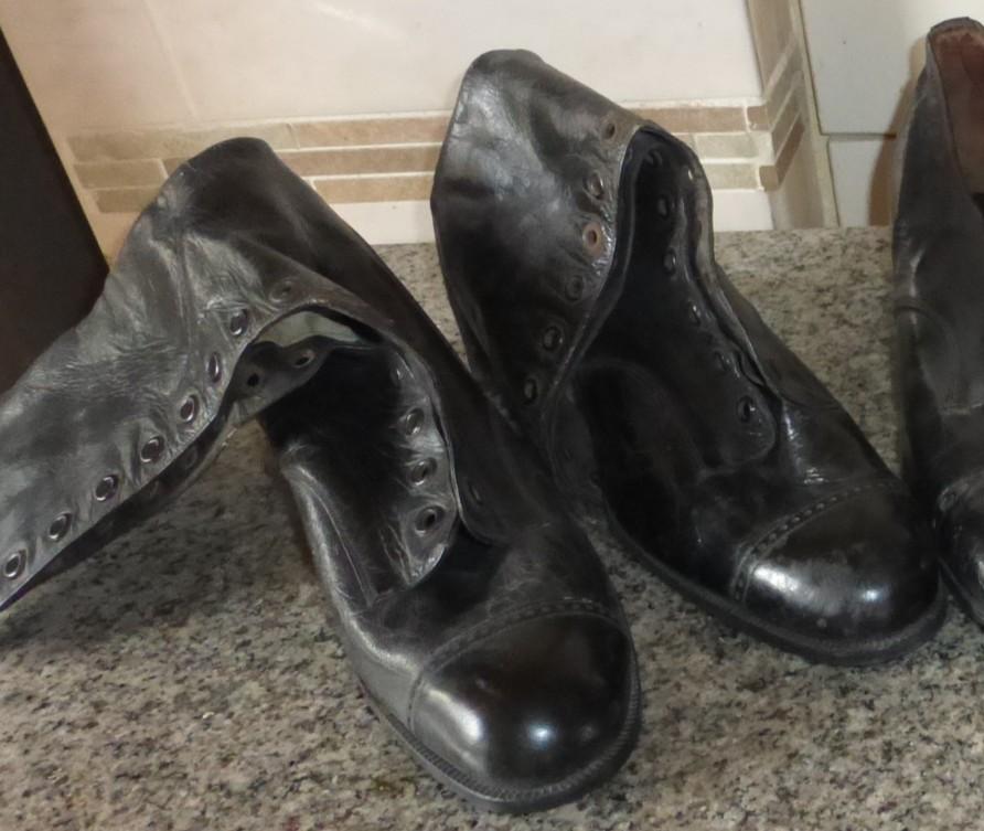 Vintage Black Leather Ladies Boots, 1.5" heel