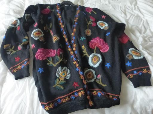 Floral Embroidered cardigan, lighter weight