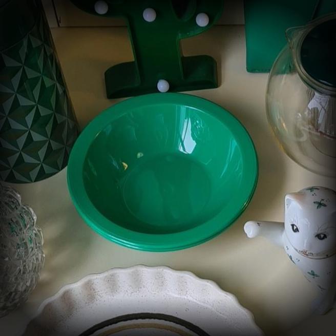 Green Plastic Bowls