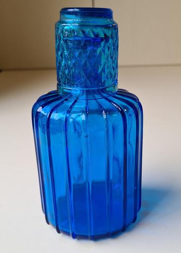 Blue Decanter w/small glass 2