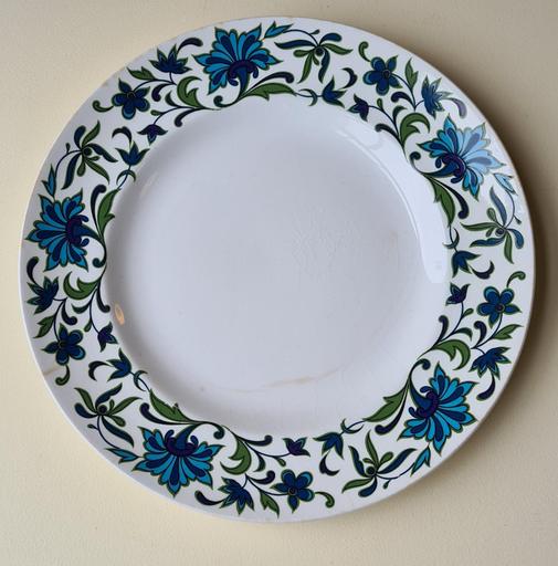 Floral Decorative Plate 2