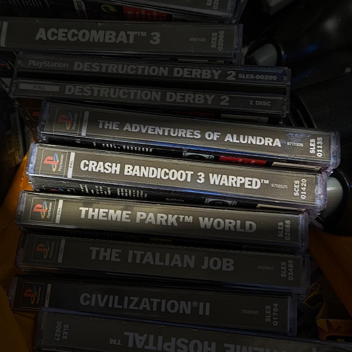 Crash Bandicoot 3: Warped alt 1