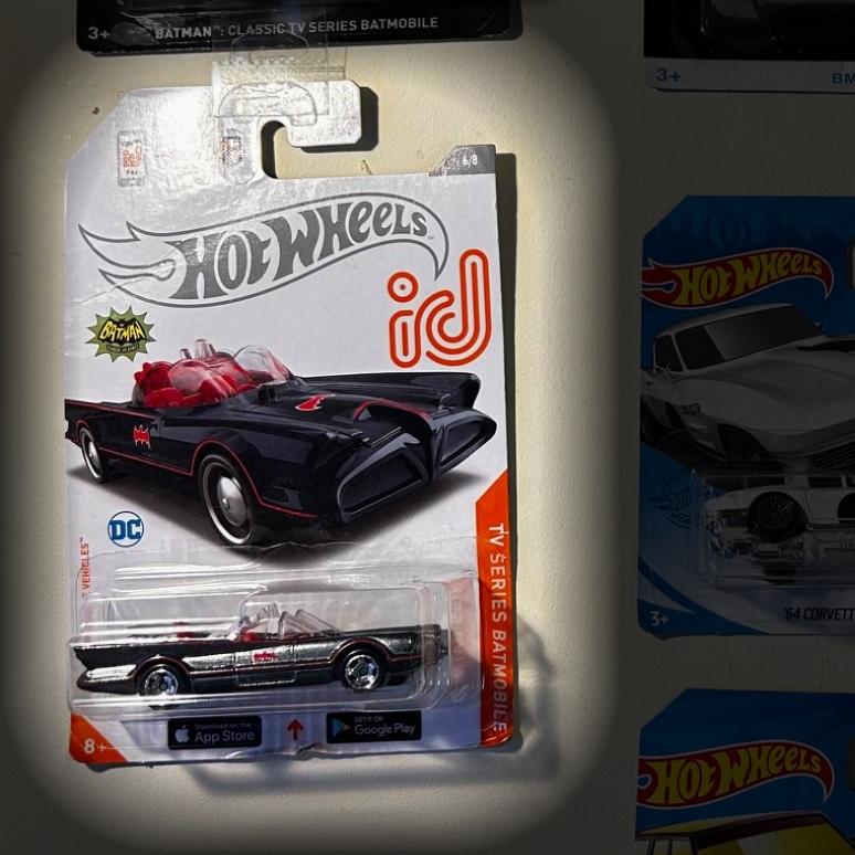 Hot Wheels ID TV Series Batmobile alt 1